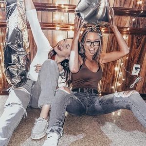 Meet your Posher, Andrea